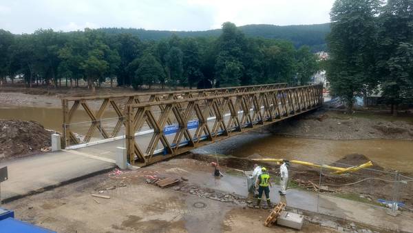 Seit Wochenbeginn fertig: die Behelfsbrücke an der Landgrafenbrücke | Foto: Stadt Bad Neuenahr-Ahrweiler