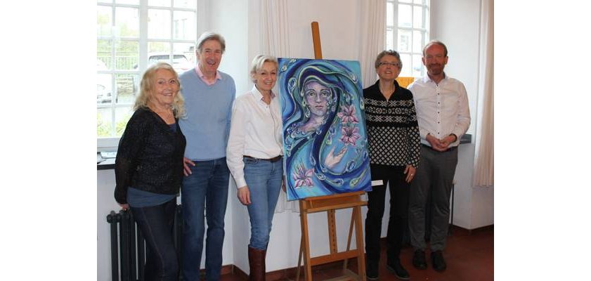 Eva-Maria Kreuter (Präsidentin der Are-Gilde), Hans Castelli, Angelika Castelli, Gisela Franz (Leiterin der Stadtbibliothek) und Ralf Schlegel (v.l.) Quelle: Are-Gilde / Petra Schlegel | Eva-Maria Kreuter (Präsidentin der Are-Gilde), Hans Castelli, Angelika Castelli, Gisela Franz (Leiterin der Stadtbibliothek) und Ralf Schlegel (v.l.) Quelle: Are-Gilde / Petra Schlegel