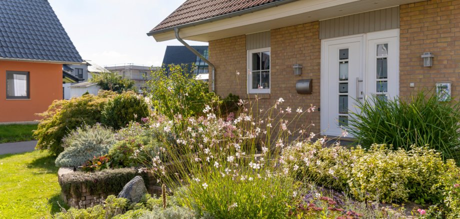 Einfamilienhaus mit Vorgarten