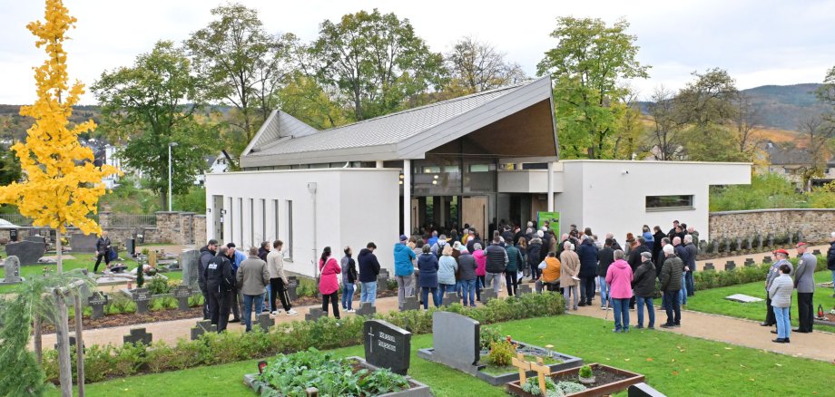 zur Einweihung des wiederaufgebauten Ahrtor-Friedhofs in Ahrweiler