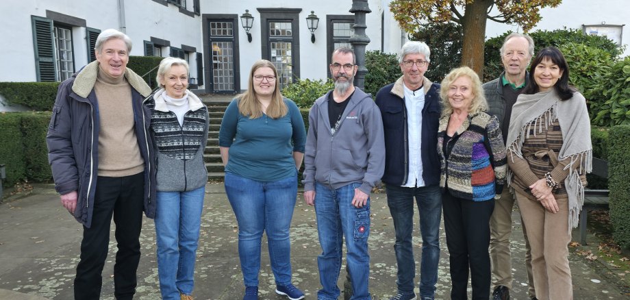 Ausstellung in der Stadtbibliothek Bad Neuenahr Ahrweiler Ausstellung in der Stadtbibliothek Bad Neuenahr Ahrweiler