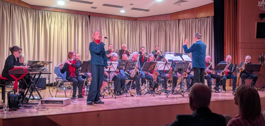 Konzert der Big Band des Peter Joerres Gymnasium und der Donk Music Band aus Brasschaat