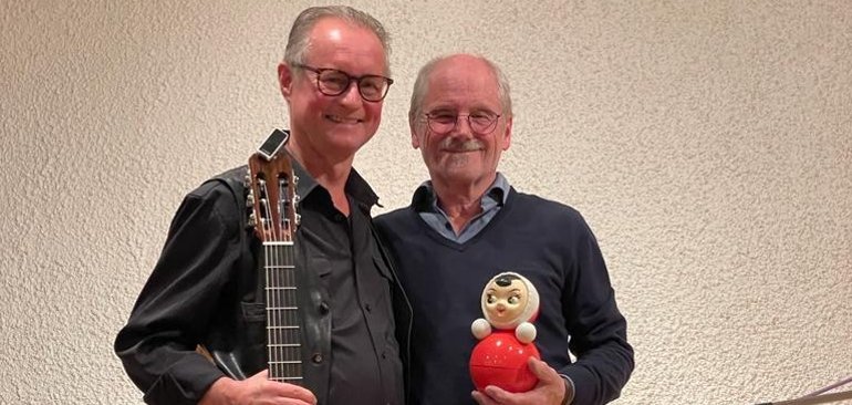 Michael Schaefer (l.) und Friedhelm Kappenstein erzählen in ihrem literarischen Konzert aus dem Alltag von Demenzerkrankten und deren Angehörigen.